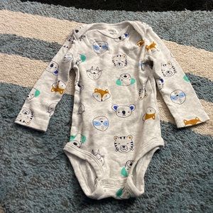 Baby boy 9 month long sleeve animal print onsie